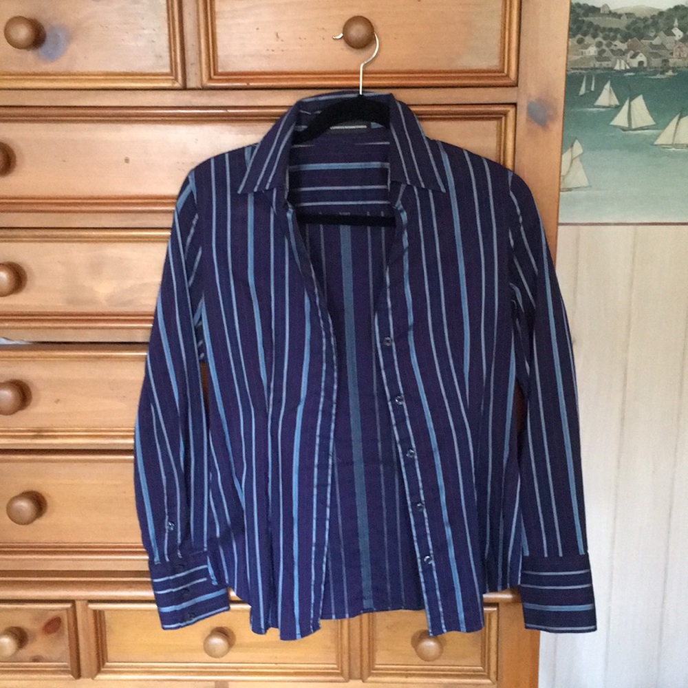 Express Button up size small